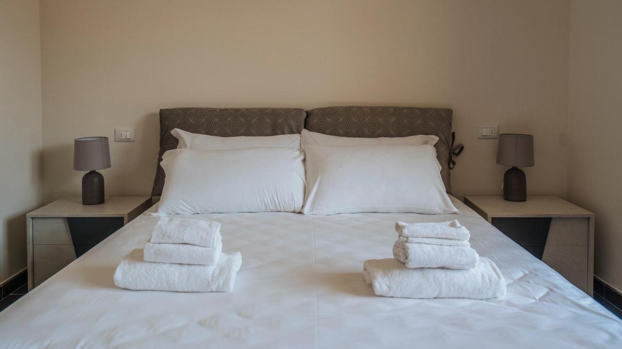 Italianway - Dei Mille 31 Appartement Albenga Buitenkant foto
