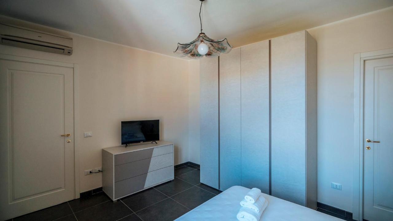 Italianway - Dei Mille 31 Appartement Albenga Buitenkant foto