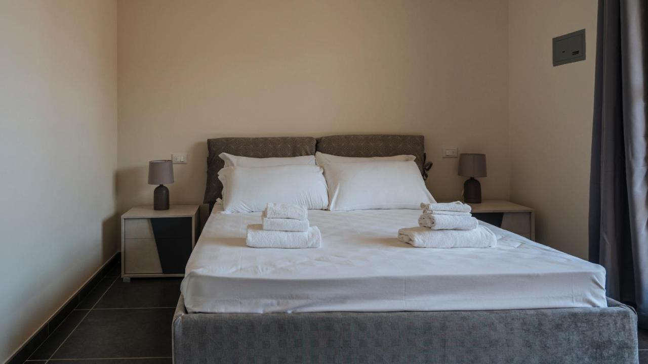 Italianway - Dei Mille 31 Appartement Albenga Buitenkant foto