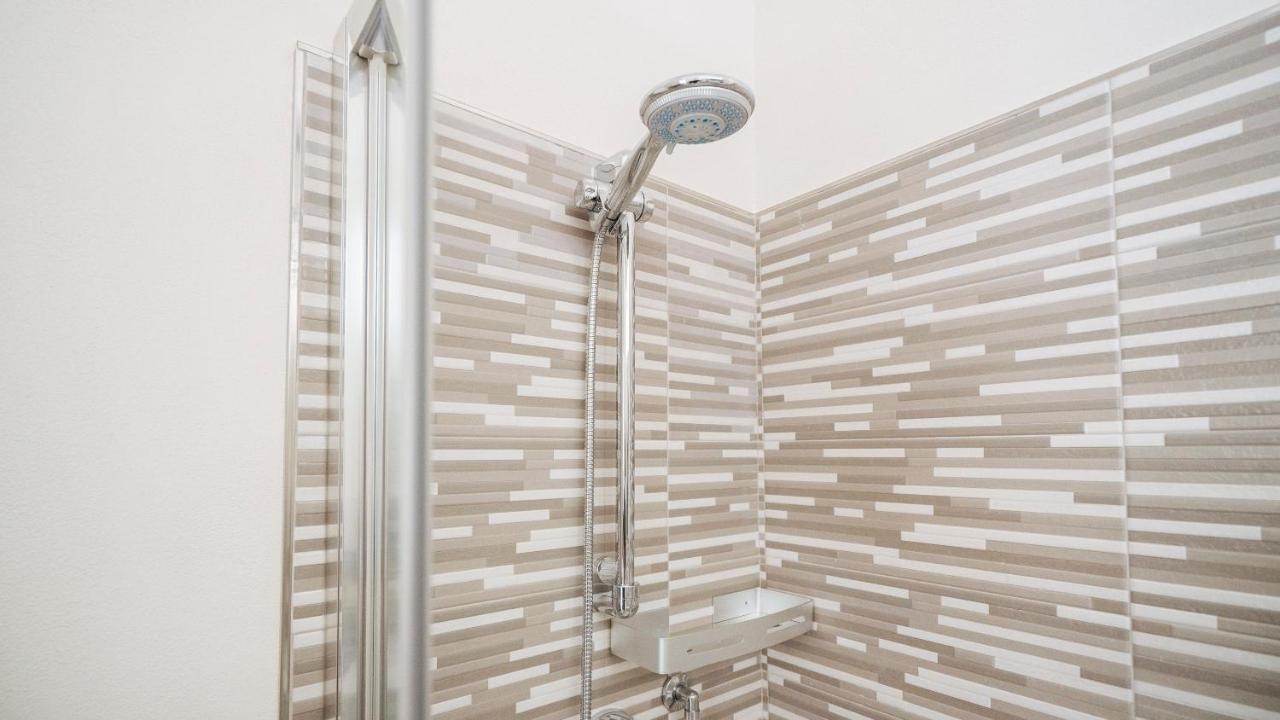 Italianway - Dei Mille 31 Appartement Albenga Buitenkant foto