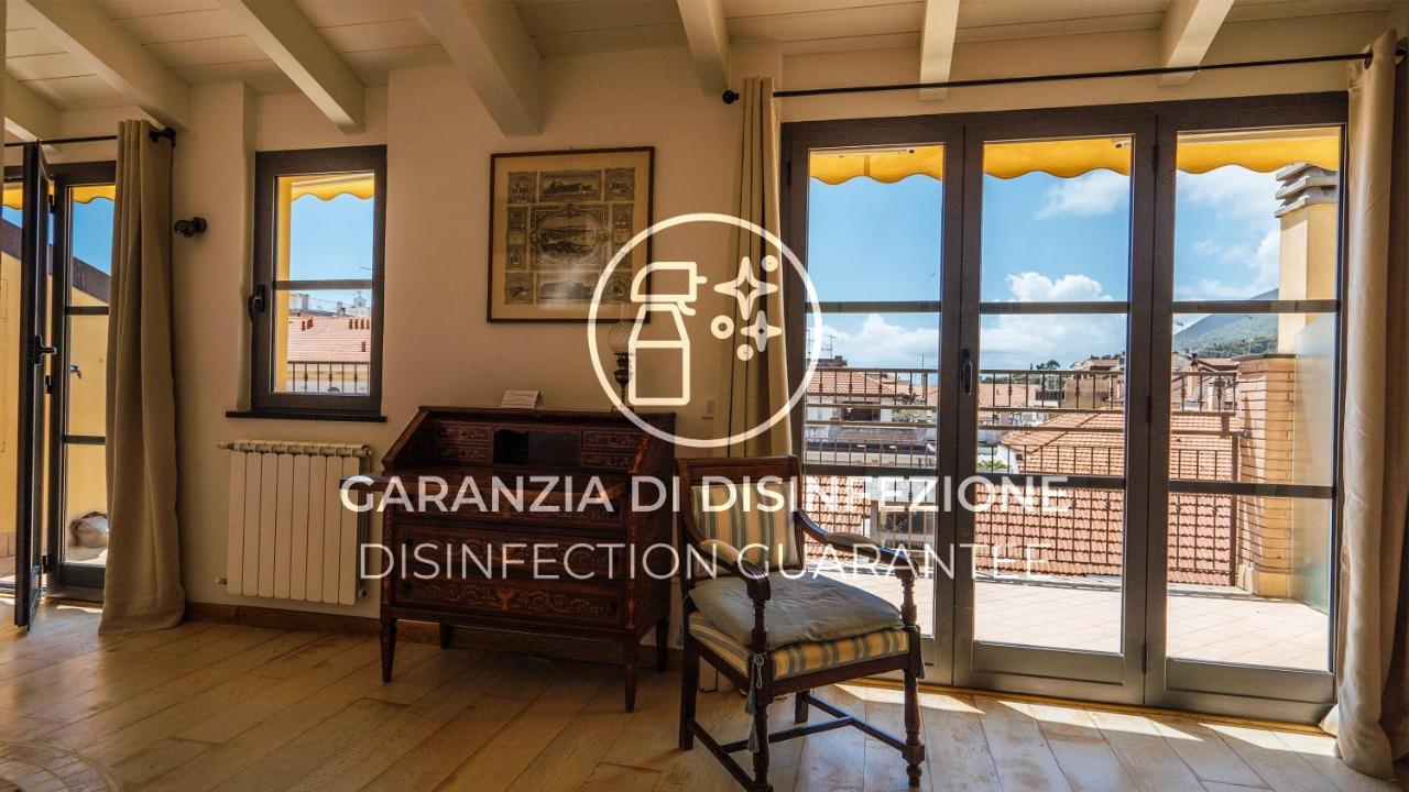 Italianway - Dei Mille 31 Appartement Albenga Buitenkant foto