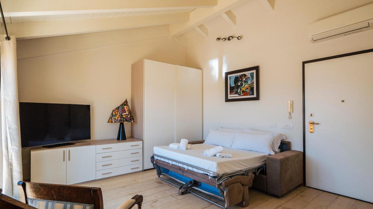 Italianway - Dei Mille 31 Appartement Albenga Buitenkant foto